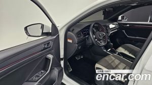 Volkswagen T-Roc 2.0 TDI Premium 2021 года из Южной Кореи