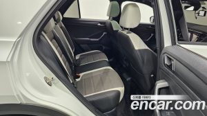 Volkswagen T-Roc 2.0 TDI Premium 2021 года из Южной Кореи