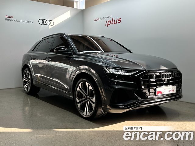 Audi Q8 55 TFSI 4WD Premium 2023 года из Кореи