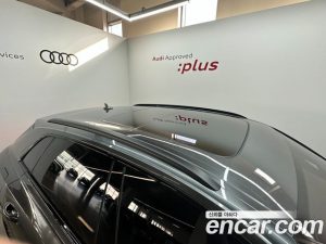 Audi Q8 55 TFSI 4WD Premium 2023 года из Южной Кореи