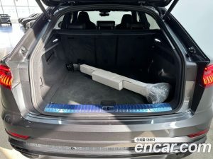 Audi Q8 55 TFSI 4WD Premium 2023 года из Южной Кореи
