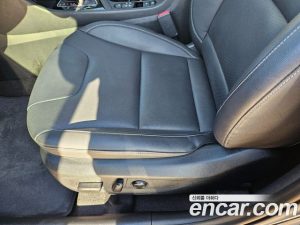 Kia Niro 1.6 HEV 2020 года из Южной Кореи