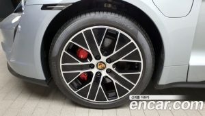 Porsche Taycan 4S 2021 года из Южной Кореи