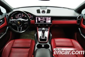 Porsche Cayenne 3.0 2021 года из Южной Кореи