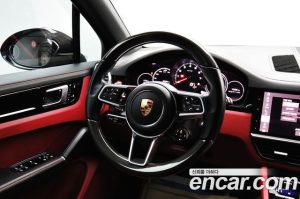 Porsche Cayenne 3.0 2021 года из Южной Кореи