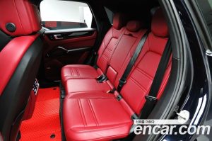 Porsche Cayenne 3.0 2021 года из Южной Кореи
