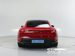 Porsche Taycan Turbo S 2023 года из Южной Кореи