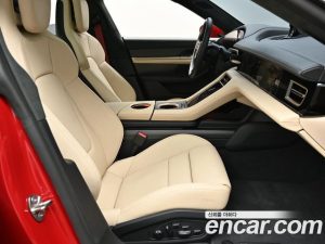 Porsche Taycan Turbo S 2023 года из Южной Кореи