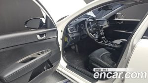 Kia K5 2.0 2020 года из Южной Кореи