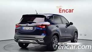 Kia Seltos Дизель 1.6 2WD 2021 года из Южной Кореи