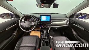 Kia Seltos Дизель 1.6 2WD 2021 года из Южной Кореи