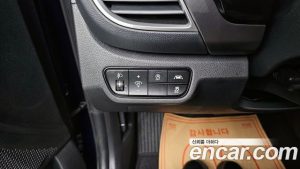 Kia Seltos Дизель 1.6 2WD 2021 года из Южной Кореи