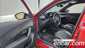 Peugeot 2008 1.5 BlueHDi GT 2021 года из Южной Кореи