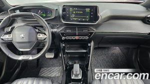 Peugeot 2008 1.5 BlueHDi GT 2021 года из Южной Кореи