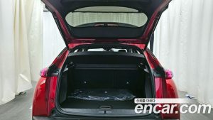 Peugeot 2008 1.5 BlueHDi GT 2021 года из Южной Кореи