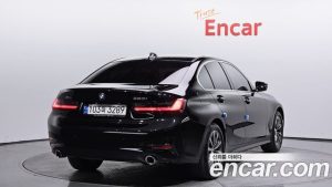 BMW 3-Series 320i 2021 года из Южной Кореи