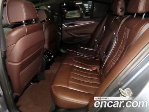 BMW 5-Series 520d M Sport Plus 2020 года из Южной Кореи