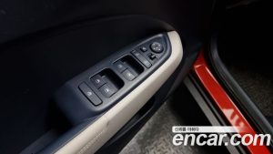 Hyundai Venue 1.6 Flux 2020 года из Южной Кореи