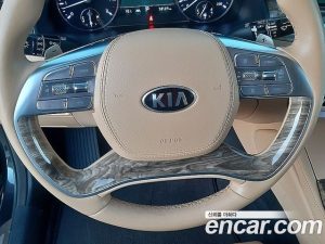 Kia K9 3.8 GDI AWD 2021 года из Южной Кореи