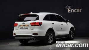 Kia Sorento Дизель 2.0 2WD 2020 года из Южной Кореи