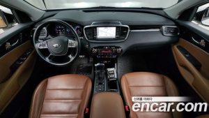 Kia Sorento Дизель 2.0 2WD 2020 года из Южной Кореи