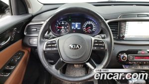 Kia Sorento Дизель 2.0 2WD 2020 года из Южной Кореи