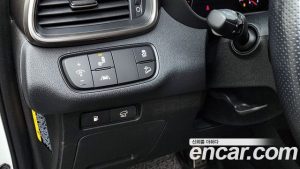 Kia Sorento Дизель 2.0 2WD 2020 года из Южной Кореи