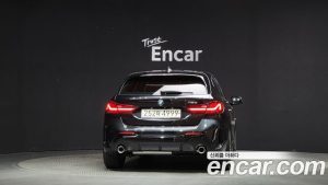 BMW 1-Series 118d M Sport 2020 года из Южной Кореи