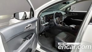 Kia Sportage Дизель 2.0 4WD 2023 года из Южной Кореи