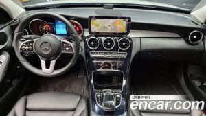 Mercedes-Benz C-Class C200 Avantgarde 2020 года из Южной Кореи