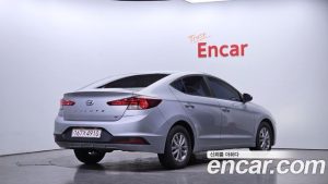 Hyundai AVANTE 1.6 2020 года из Южной Кореи