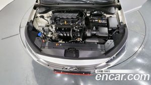Hyundai AVANTE 1.6 2020 года из Южной Кореи