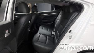 Hyundai AVANTE 1.6 2020 года из Южной Кореи