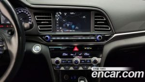Hyundai AVANTE 1.6 2020 года из Южной Кореи