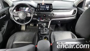 Kia Seltos Бензин 1.6 Turbo 2WD 2020 года из Южной Кореи