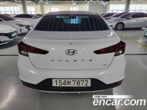 Hyundai AVANTE 1.6 2020 года из Южной Кореи