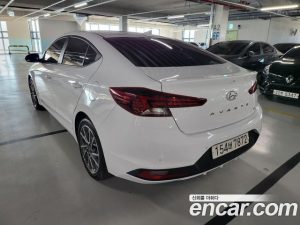 Hyundai AVANTE 1.6 2020 года из Южной Кореи