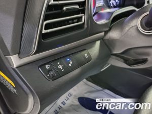 Hyundai AVANTE 1.6 2020 года из Южной Кореи