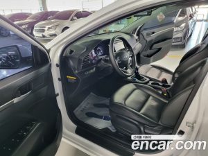 Hyundai AVANTE 1.6 2020 года из Южной Кореи