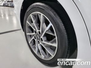 Hyundai AVANTE 1.6 2020 года из Южной Кореи