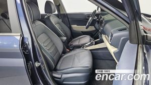 Hyundai Venue 1.6 Flux 2020 года из Южной Кореи