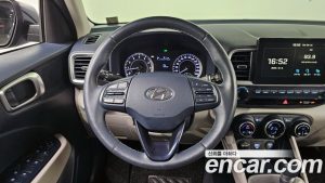 Hyundai Venue 1.6 Flux 2020 года из Южной Кореи