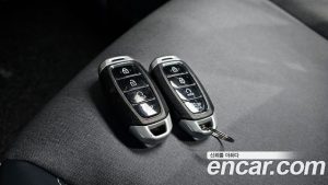 Hyundai Venue 1.6 Flux 2020 года из Южной Кореи