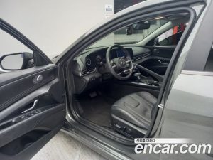 Hyundai AVANTE 1.6 2021 года из Южной Кореи
