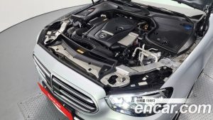 Mercedes-Benz E-Class E250 Exclusive 2021 года из Южной Кореи