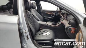 Mercedes-Benz E-Class E250 Exclusive 2021 года из Южной Кореи