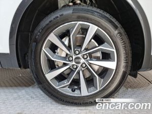 Audi Q5 45 TFSI 4WD Sportback 2023 года из Южной Кореи
