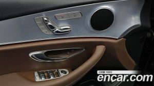 Mercedes-Benz E-Class E250 Avantgarde 2020 года из Южной Кореи
