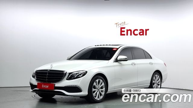 Mercedes-Benz E-Class E220d Exclusive 2019 года из Кореи