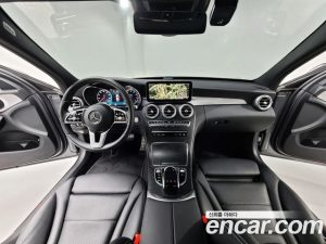 Mercedes-Benz C-Class C200 AMG Line 2021 года из Южной Кореи